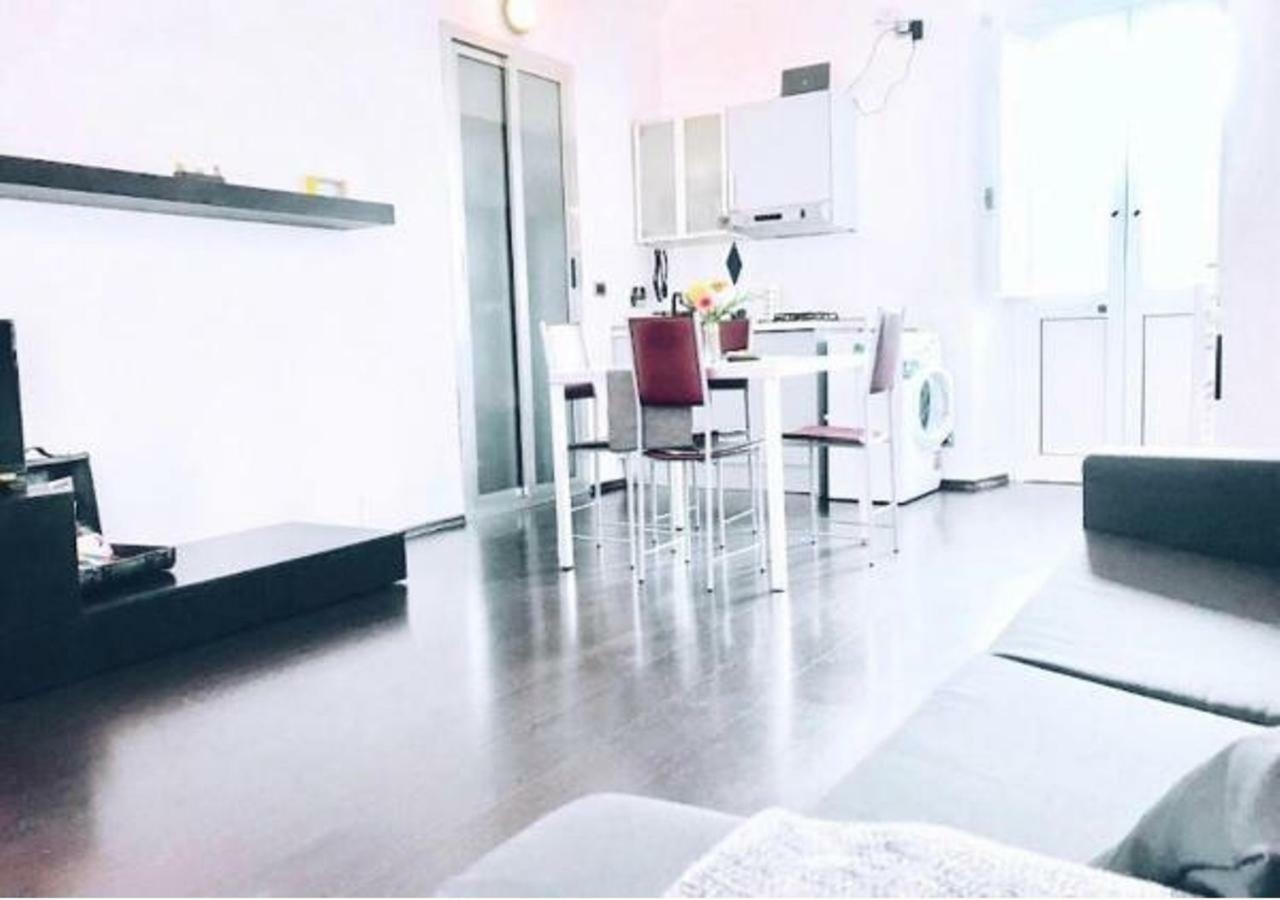 Cozy Studio Apartment - Borgo Campidoglio Turin Exterior photo